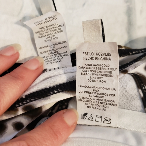 Kenneth Cole Giraffe Animal Print Women's Bikini Set - Picture 7 of 8